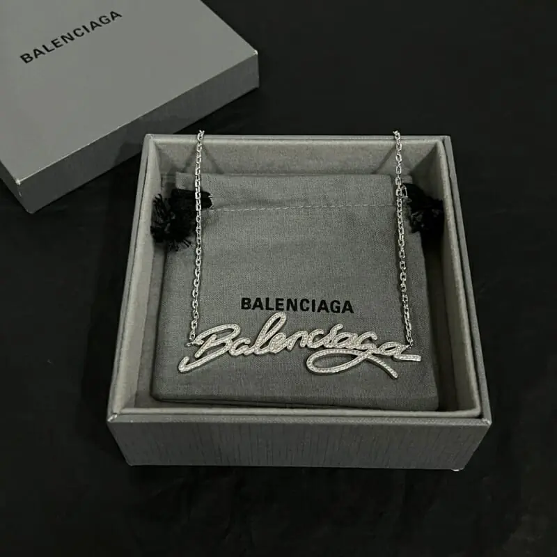 balenciaga collier s_12053bb3